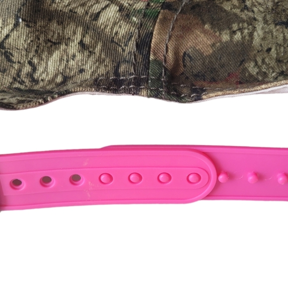 Ford Camo Hat - Picture 4 of 5